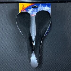 Raleigh Canada Black and Gray Anatomic Sports Saddle NWT